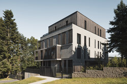 Mánesova Apartment Building