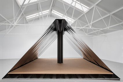 Armed Fabrics: 1 Profile – 1 Building