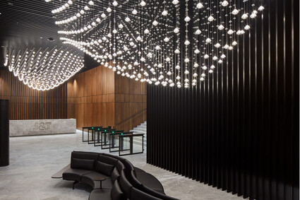 Nové sídlo finanční skupiny J&T